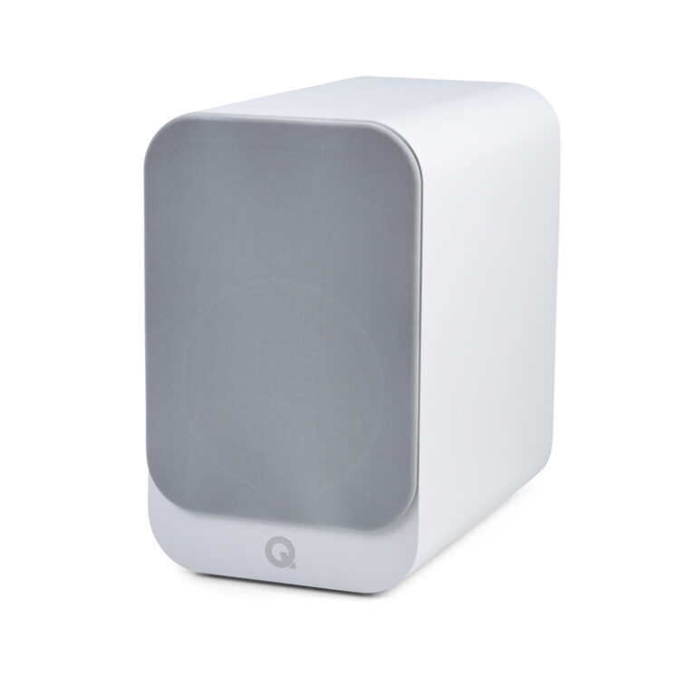 3030i Arctic White 03 21e